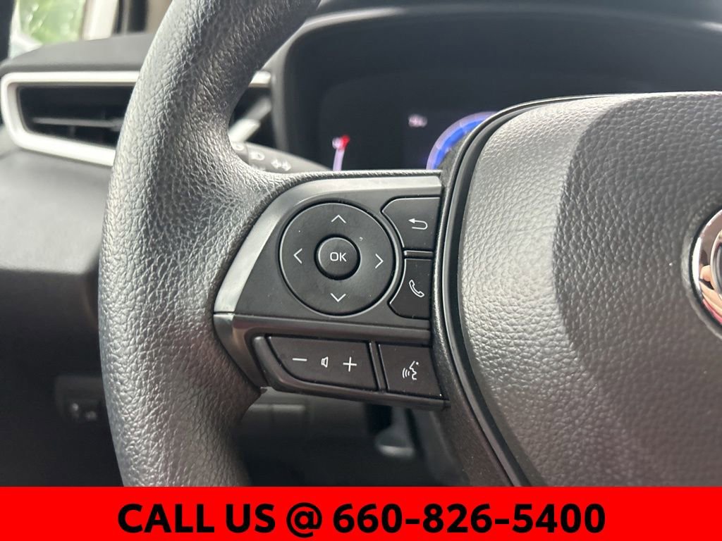 Used 2026 Toyota Corolla LE FWD image 13