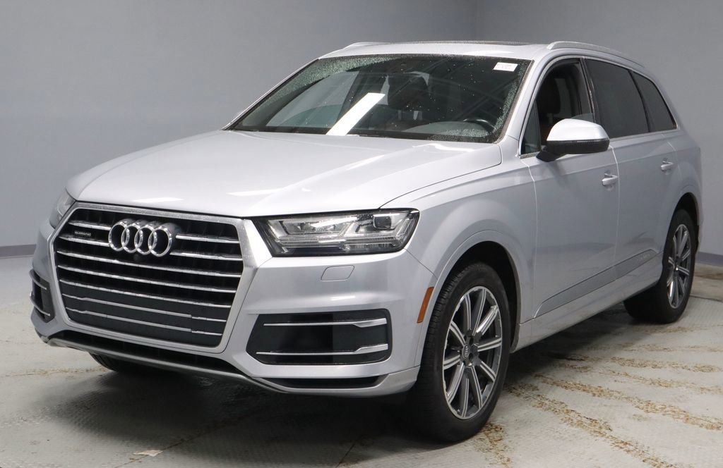 Used 2017 Audi Q7 3.0T Premium Plus w/ Premium Plus Package AWD/4WD image 8