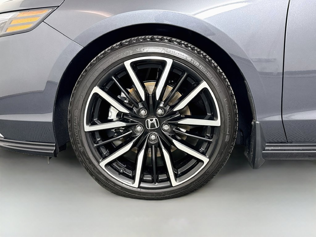 Used 2025 Honda Accord Touring image 30