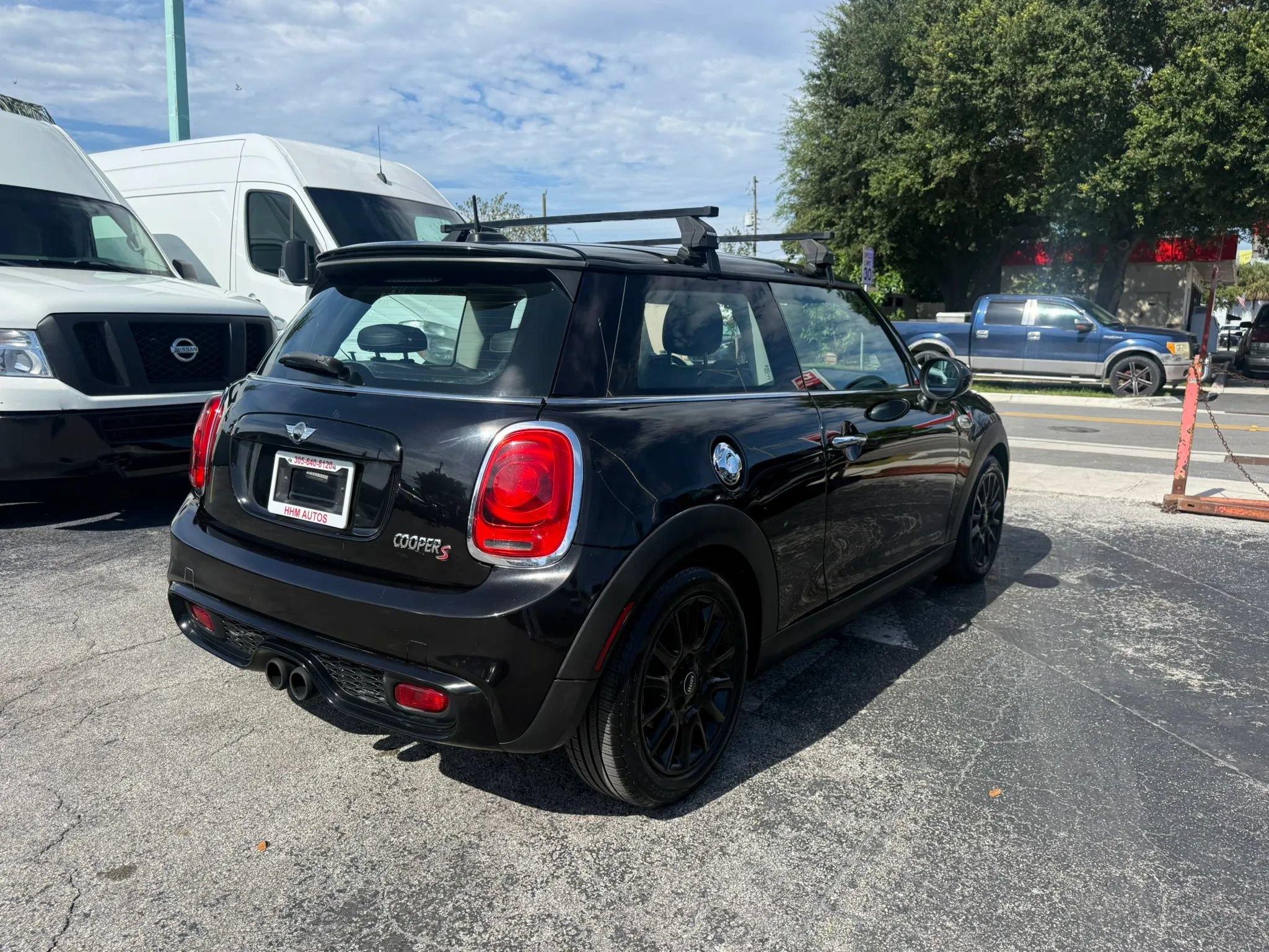 Used 2015 MINI Cooper S FWD image 5