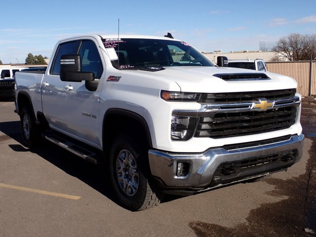 Used 2024 Chevrolet Silverado 2500 LT image 6