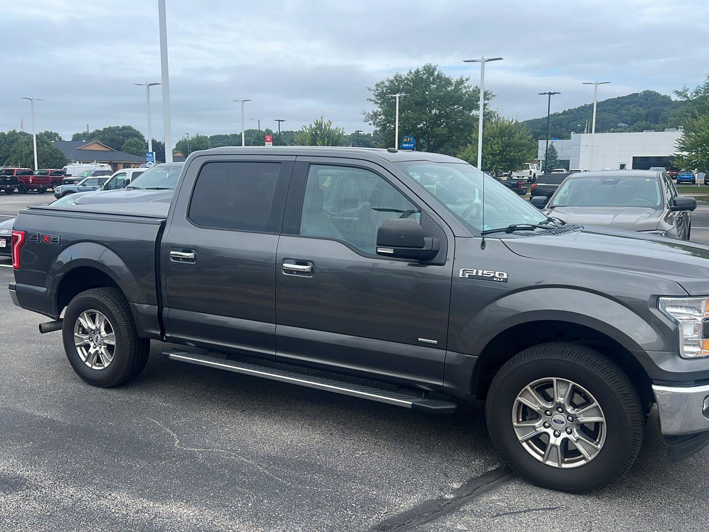 Used 2017 Ford F150 XLT w/ Equipment Group 302A Luxury AWD/4WD image 3