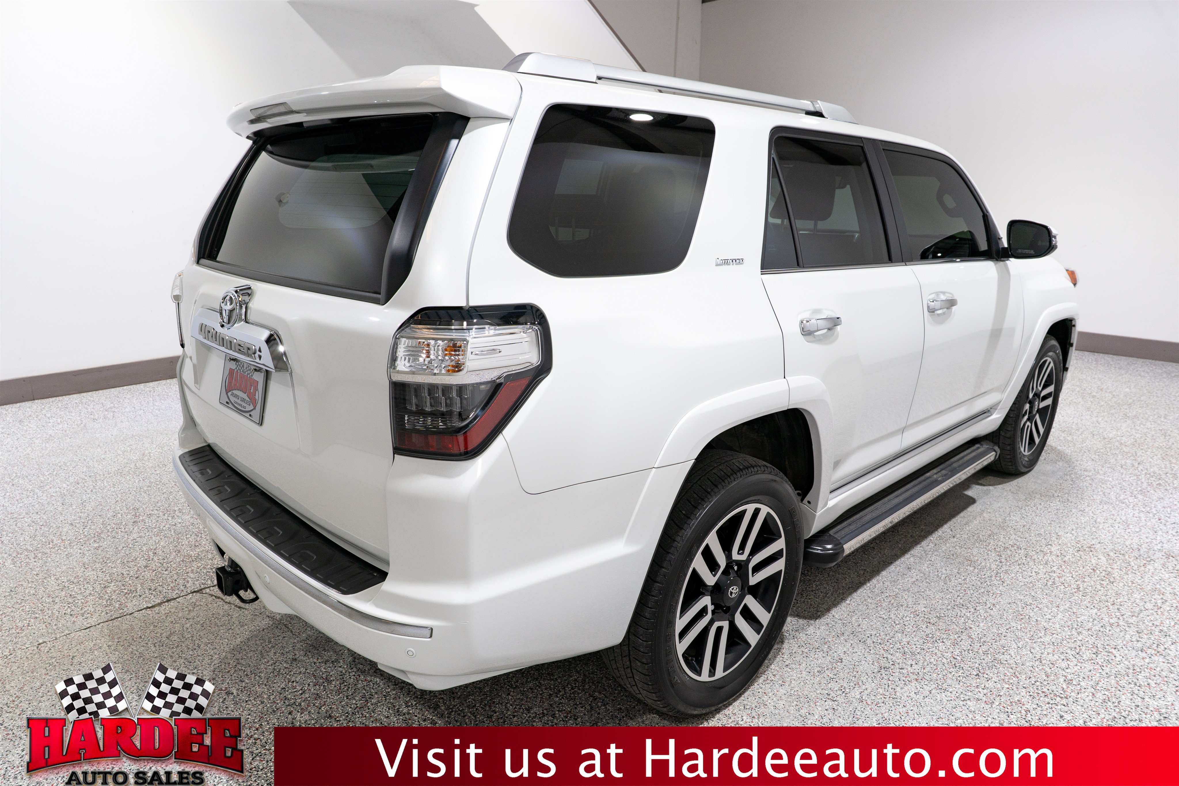 Used 2024 Toyota 4Runner Limited AWD/4WD image 5
