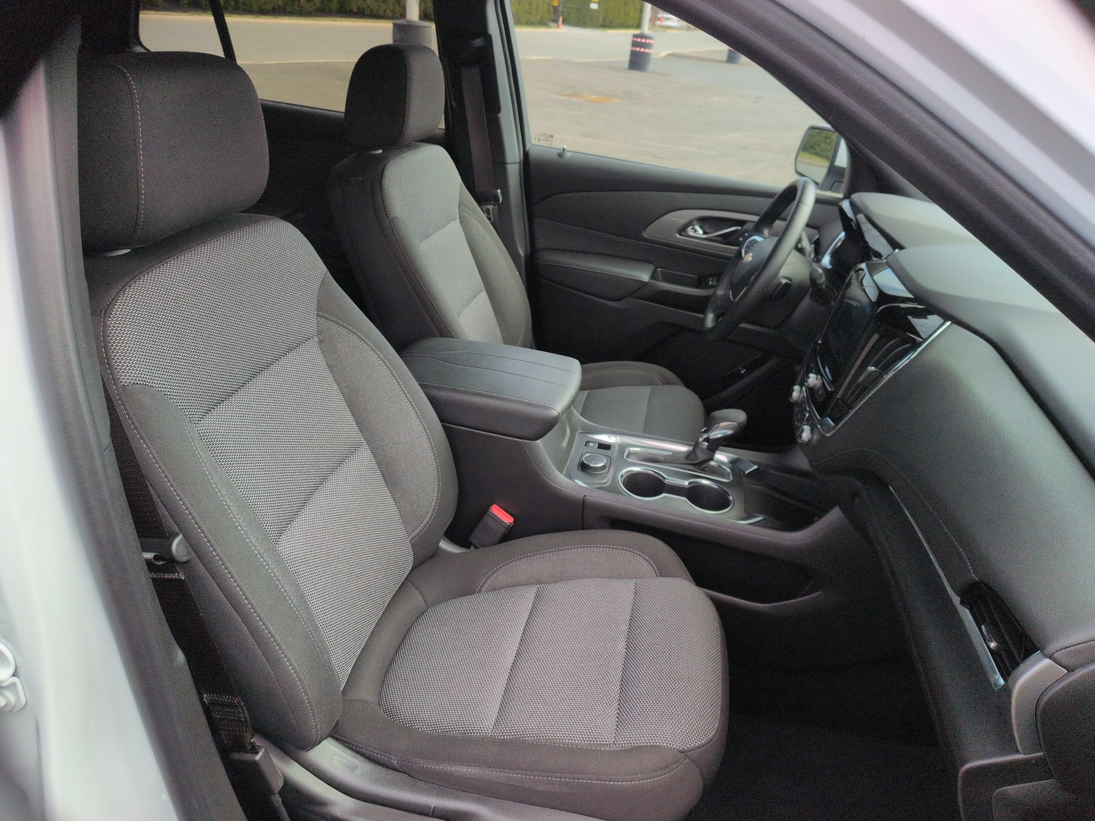 Certified 2023 Chevrolet Traverse LT AWD/4WD image 27