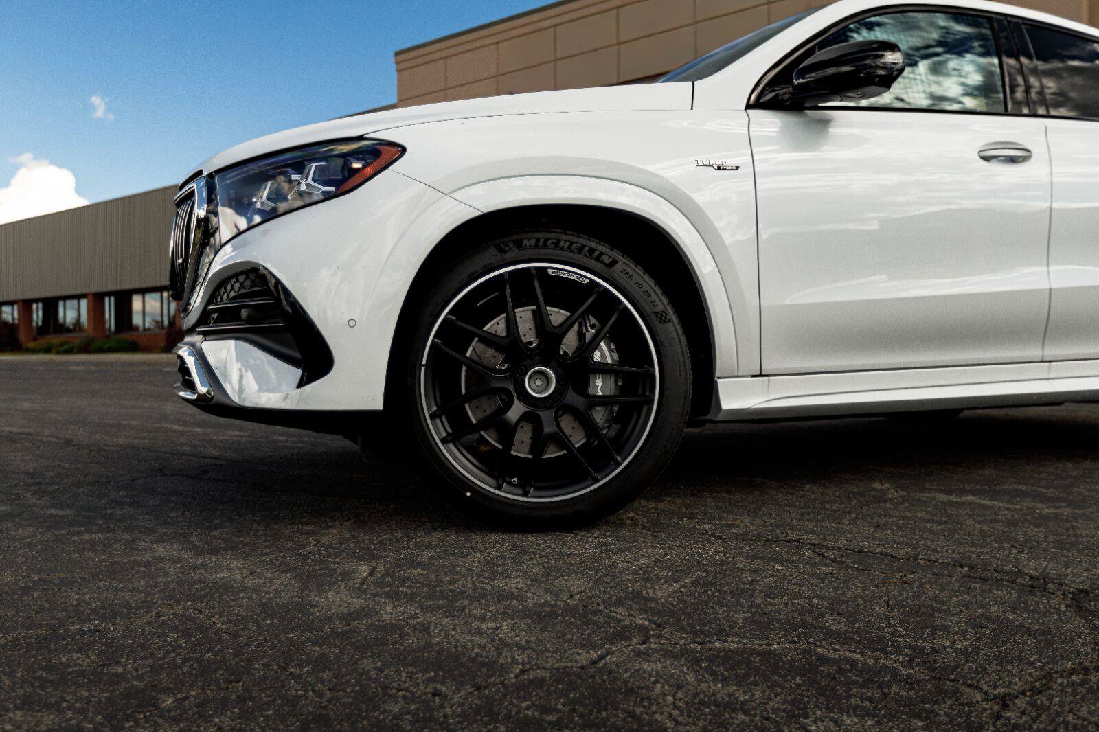New 2027 Mercedes-Benz GLE 53e AMG 4MATIC Coupe image 3