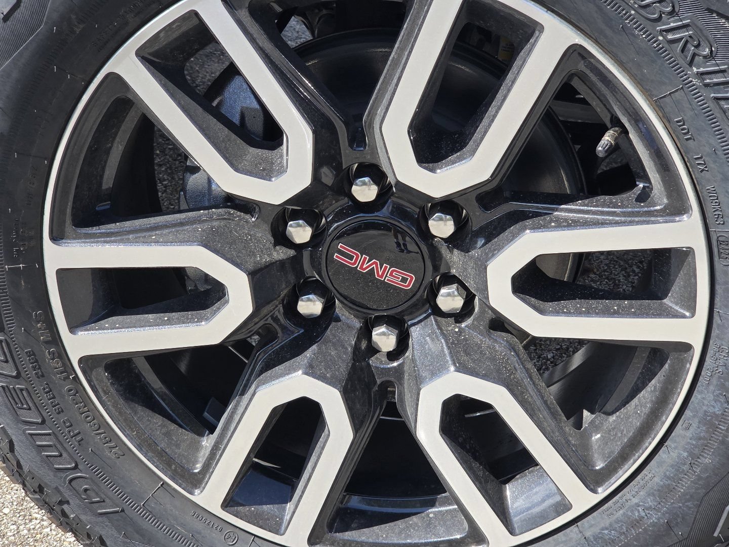 New 2026 GMC Sierra 1500 AT4 w/ AT4 Premium Package AWD/4WD image 13