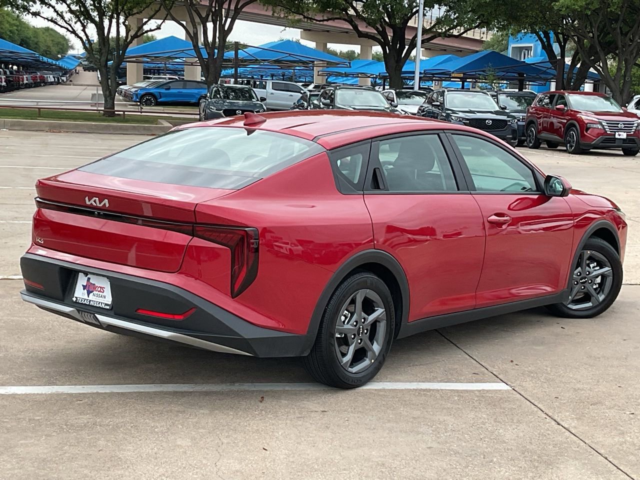 Used 2025 Kia K4 LXS image 5