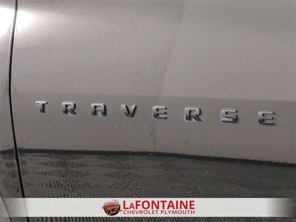Used 2023 Chevrolet Traverse RS image 32