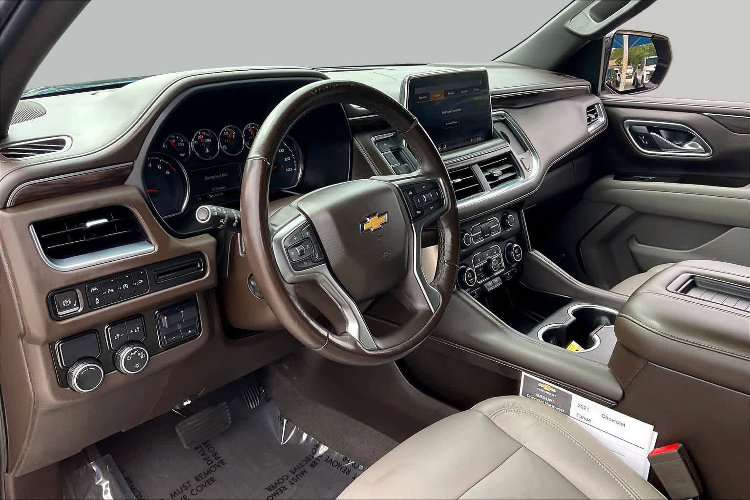 Used 2021 Chevrolet Tahoe LT w/ LT Signature Package RWD image 18