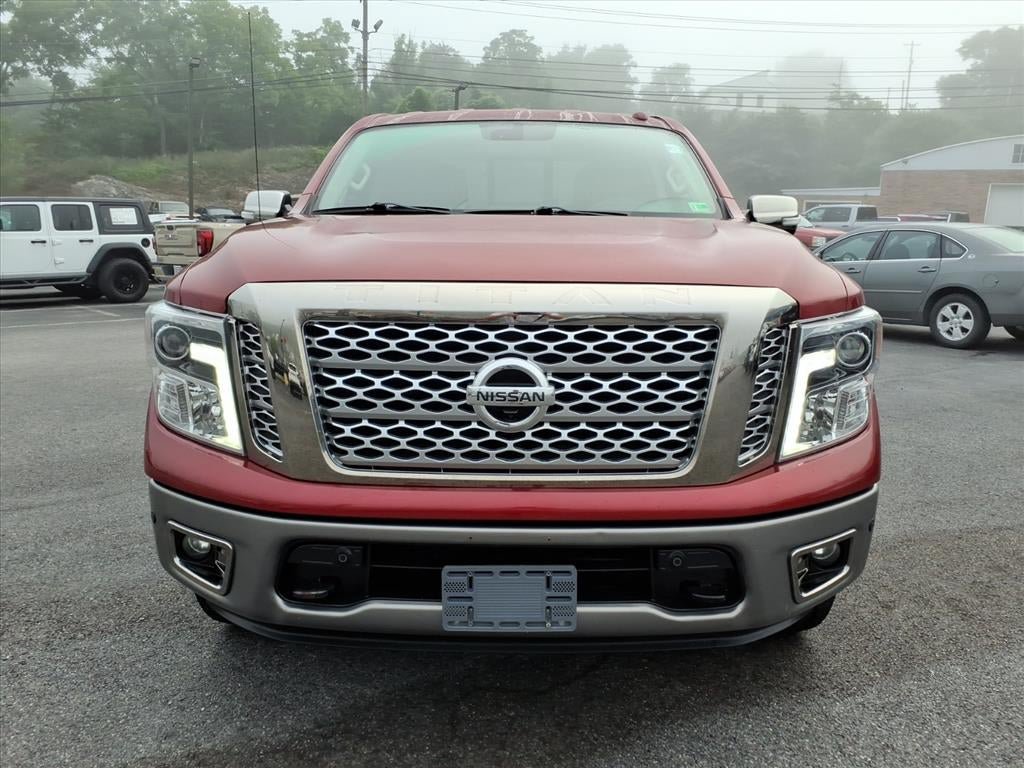 Used 2018 Nissan Titan Platinum Reserve w/ Platinum Utility Package AWD/4WD image 10