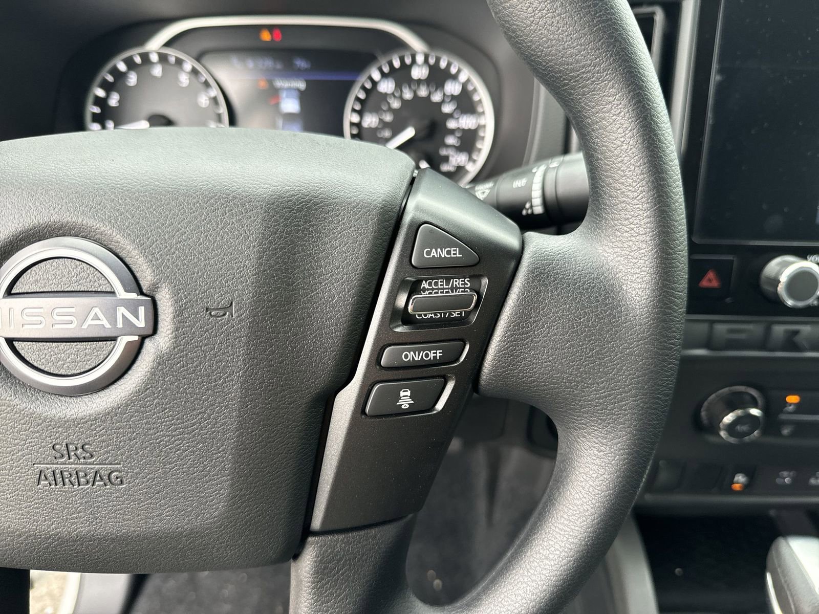 Certified 2025 Nissan Frontier S image 14