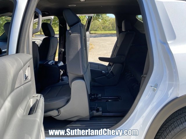 New 2026 Chevrolet Traverse LT w/ Driver Confidence Package image 42