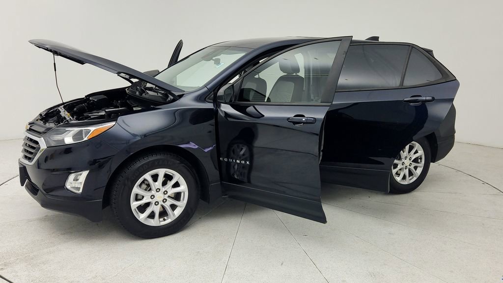 Used 2020 Chevrolet Equinox LS w/ LS Convenience Package FWD image 11