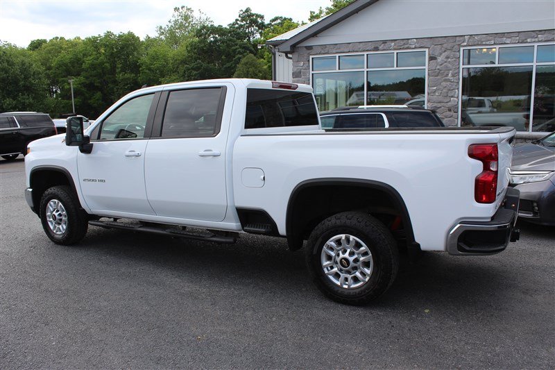 Used 2024 Chevrolet Silverado 2500 LT w/ Convenience Package AWD/4WD image 4
