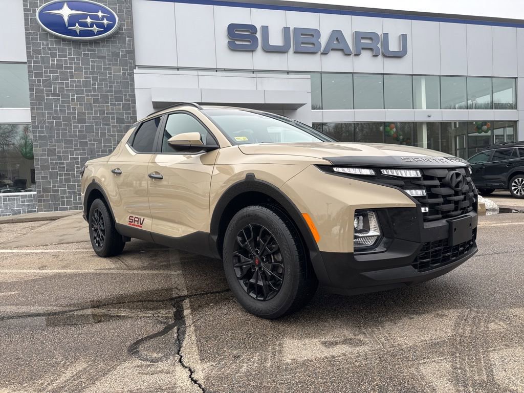 Used 2023 Hyundai Santa Cruz SEL w/ Activity Package image 9