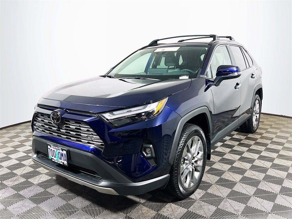 Used 2025 Toyota RAV4 Limited image 4