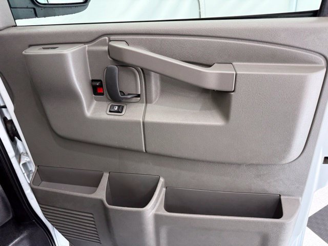 Used 2023 Chevrolet Express 3500 LS RWD image 18