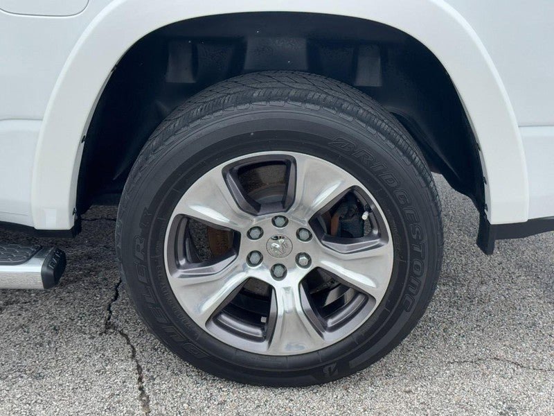 Used 2020 RAM 1500 Laramie AWD/4WD image 7