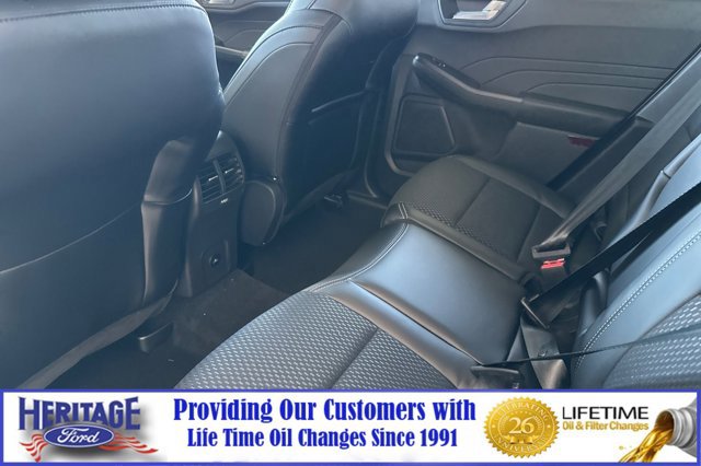 New 2025 Ford Escape SE w/ Class II Trailer Tow Package image 12
