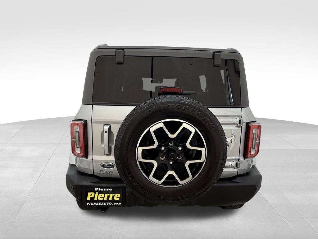 Used 2024 Ford Bronco Outer Banks image 3