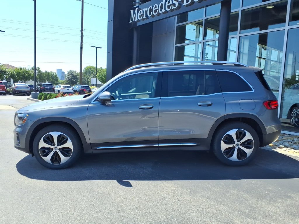 New 2026 Mercedes-Benz GLB 250 4MATIC image 3