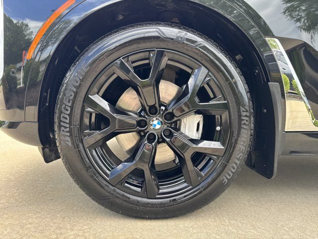 Used 2025 BMW X7 xDrive40i AWD/4WD image 29