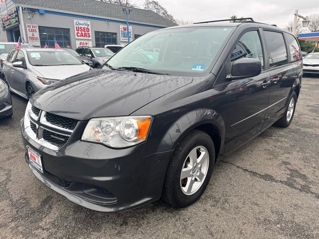 Used 2012 Dodge Grand Caravan SXT image 8