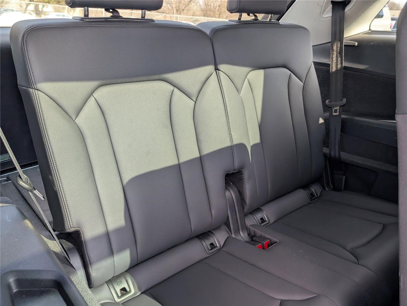 Used 2024 Audi Q7 3.0T Premium Plus image 13