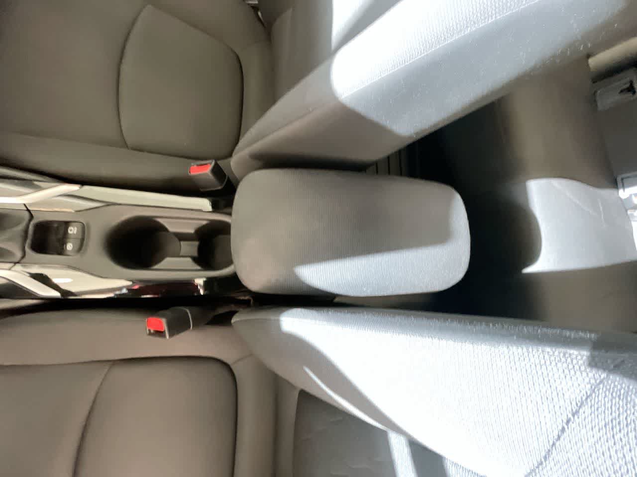 Used 2020 Toyota Corolla LE FWD image 21