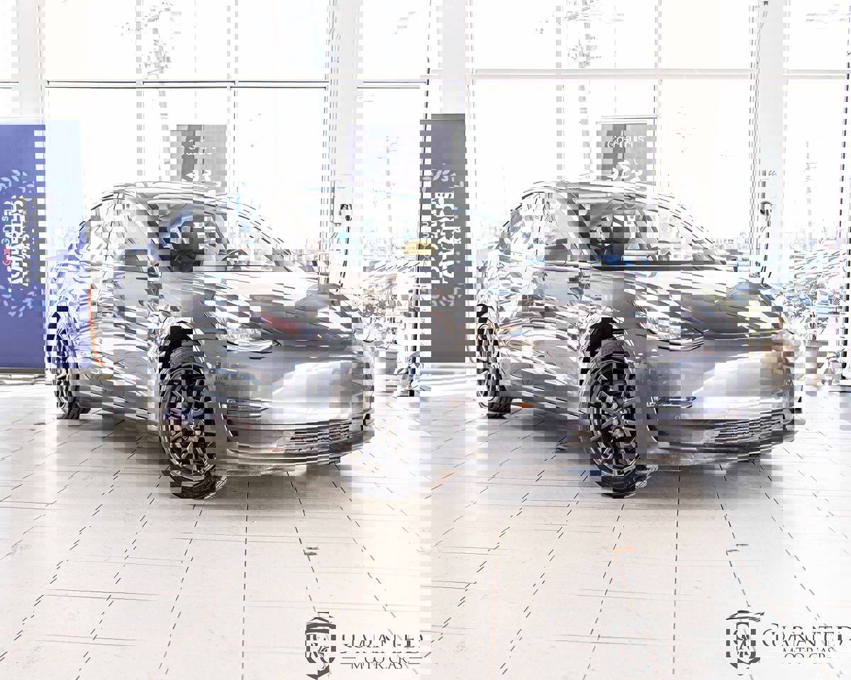 Used 2018 Tesla Model 3 Long Range image 3