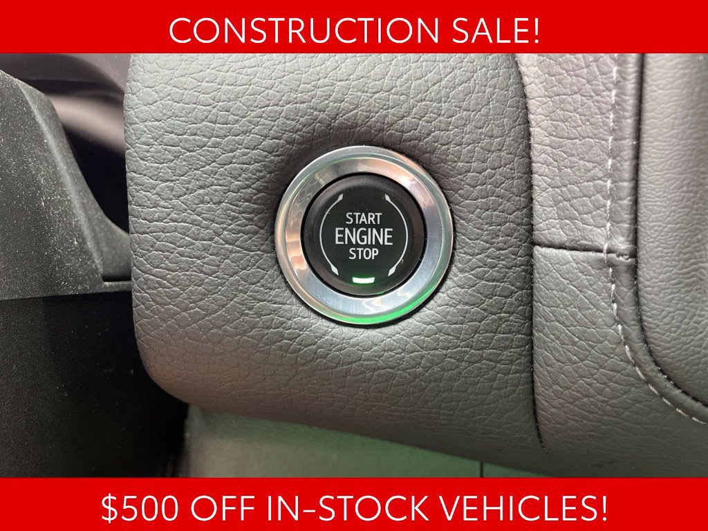 Used 2023 GMC Yukon Denali w/ Advanced Technology Package AWD/4WD image 36