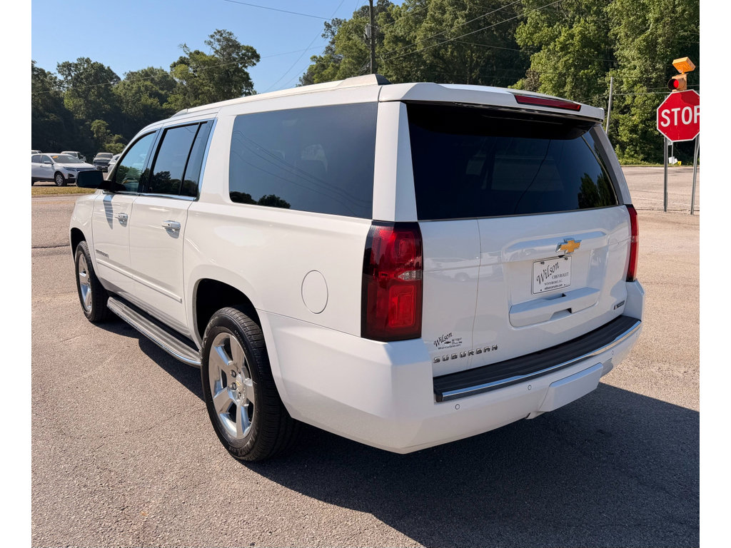 Used 2017 Chevrolet Suburban Premier RWD image 4