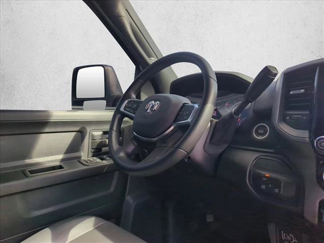 Used 2025 RAM 2500 Tradesman w/ Chrome Appearance Group image 24