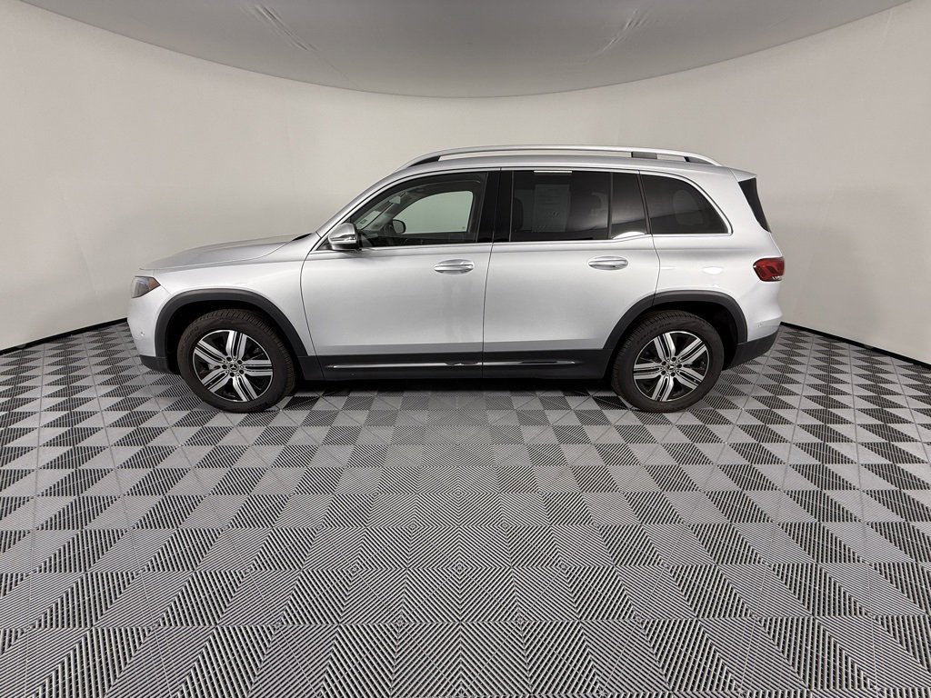 Used 2023 Mercedes-Benz EQB 300 4MATIC image 5