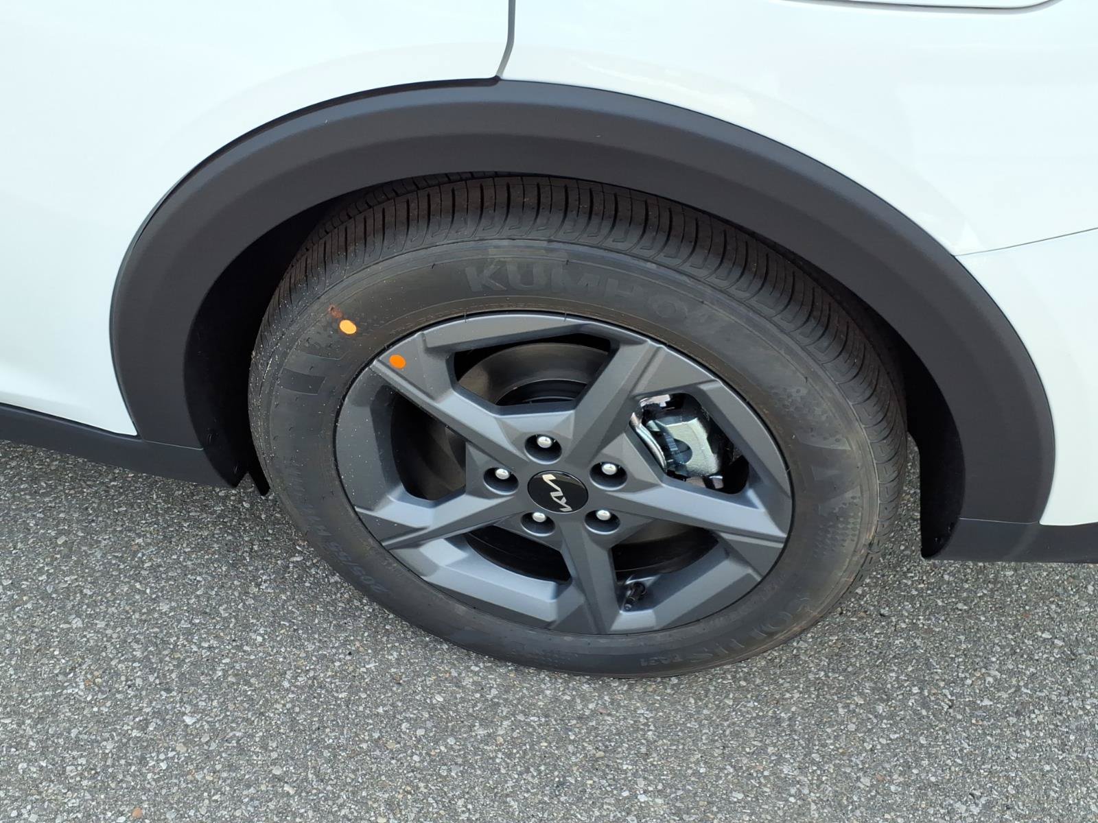 New 2026 Kia K4 FWD image 10