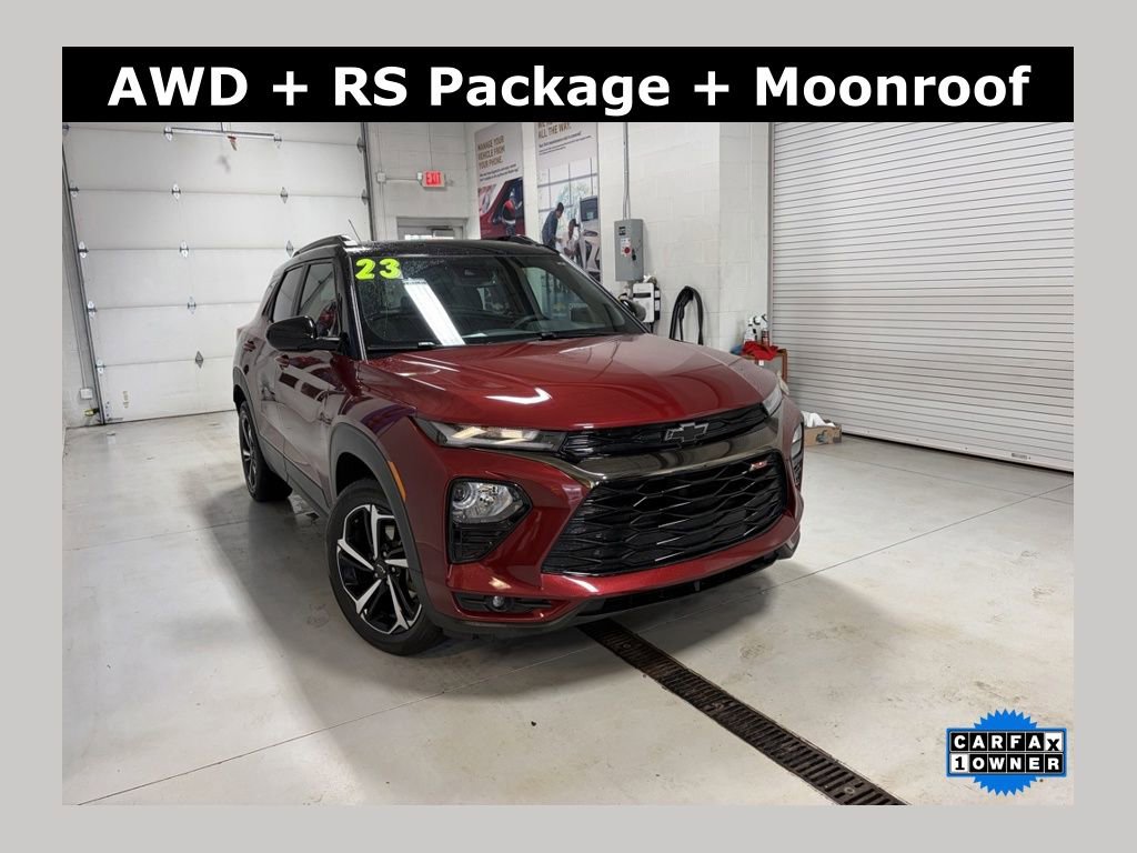 Used 2023 Chevrolet TrailBlazer RS w/ Sun and Liftgate Package AWD/4WD image 1