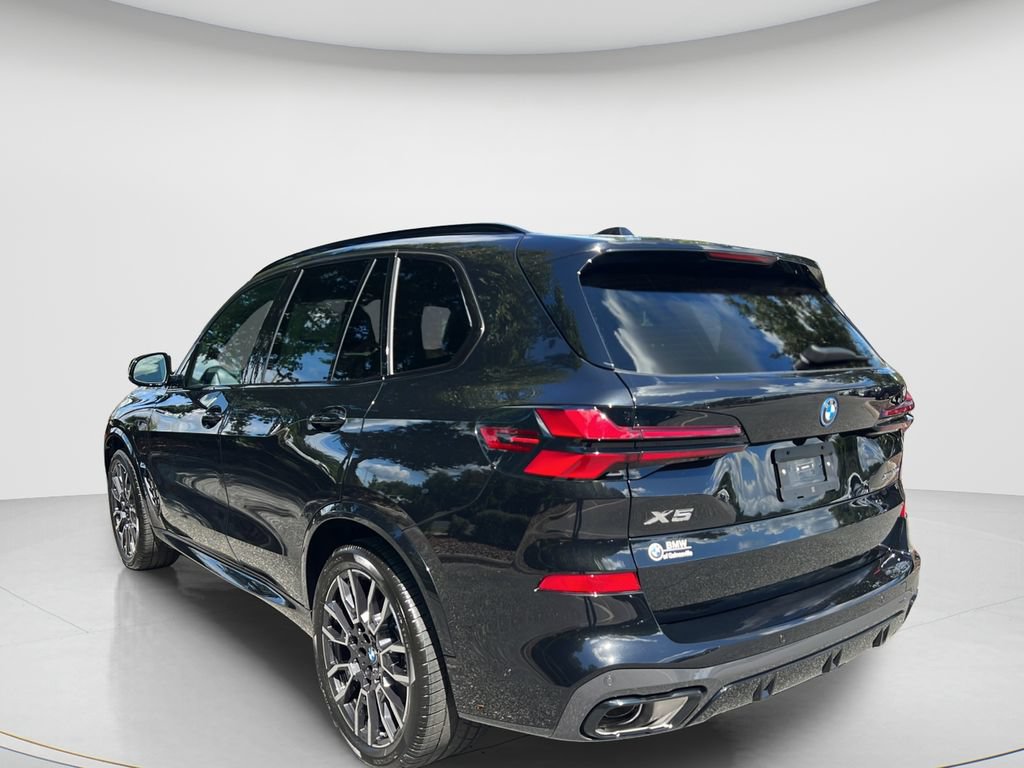 New 2026 BMW X5 xDrive50e w/ M Sport Package AWD/4WD image 7