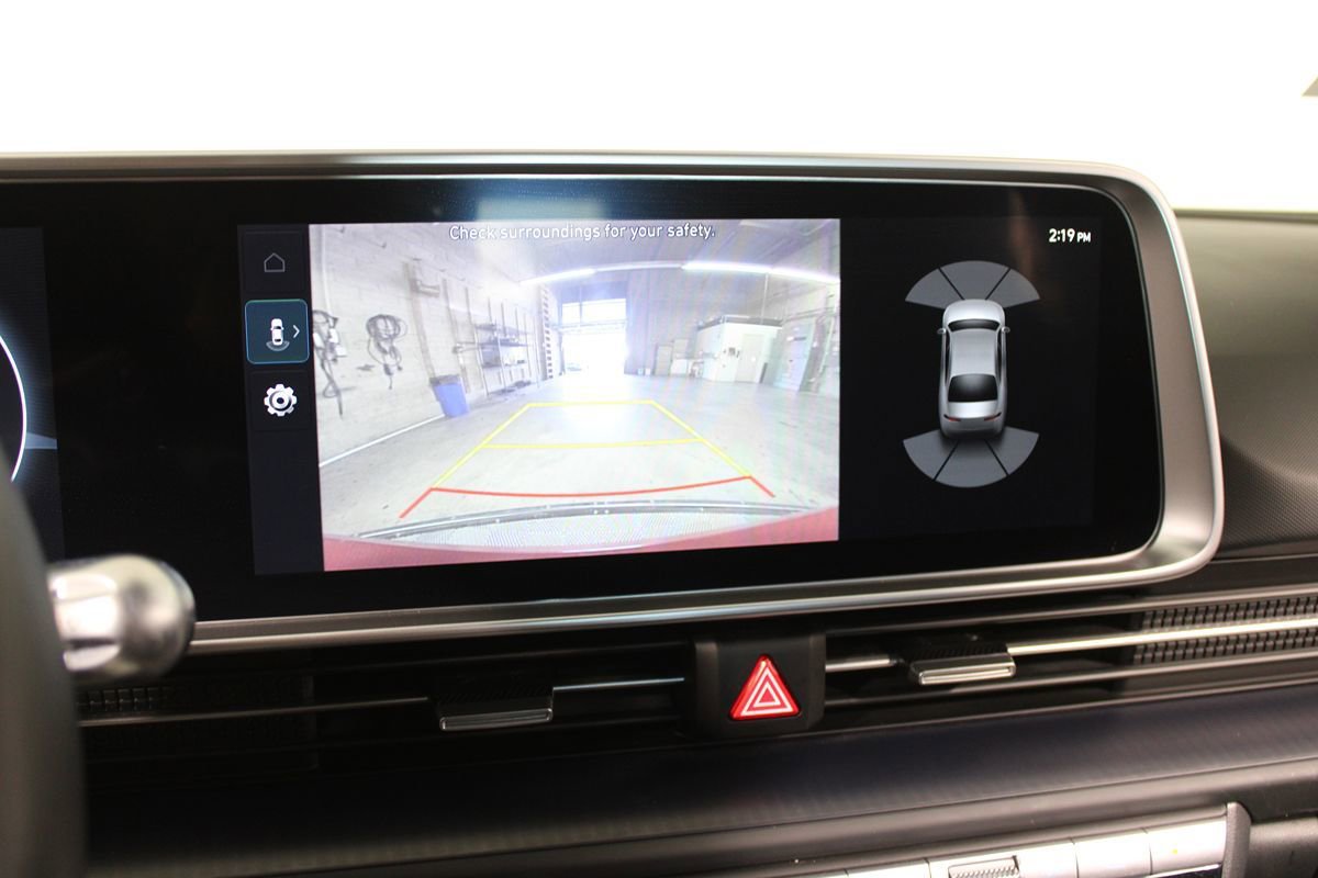 Used 2024 Hyundai Ioniq 6 SE RWD image 17