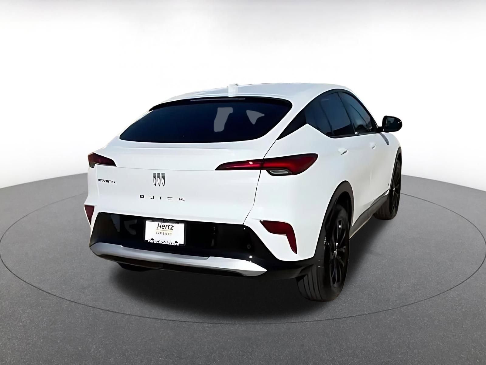 Used 2025 Buick Envista Sport Touring image 10