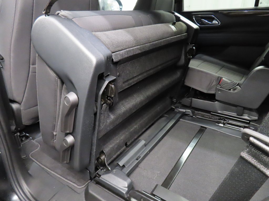 Used 2023 GMC Yukon SLE image 54