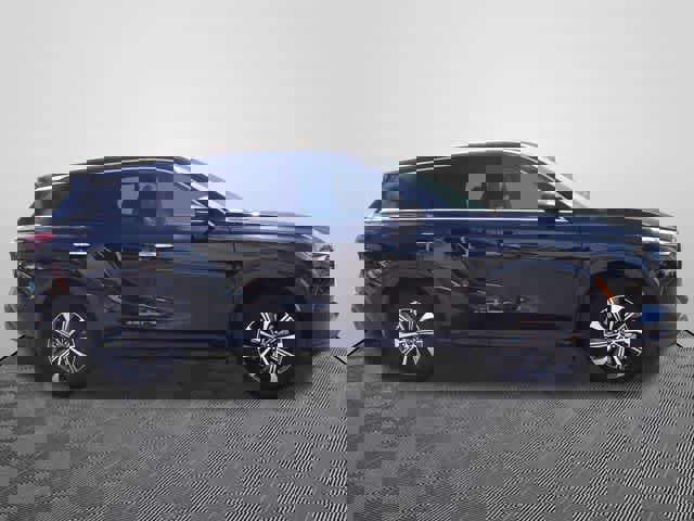 Used 2023 INFINITI QX60 Pure w/ Cargo Package FWD image 4