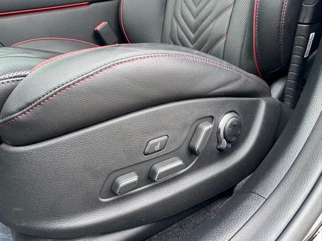 Used 2025 Genesis G80 3.5T Sport AWD/4WD image 15