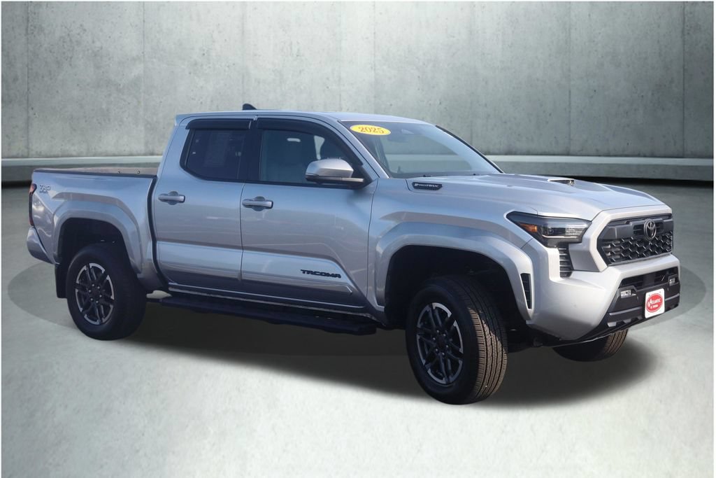 Used 2025 Toyota Tacoma TRD Sport w/ TRD Sport Premium Package AWD/4WD image 13