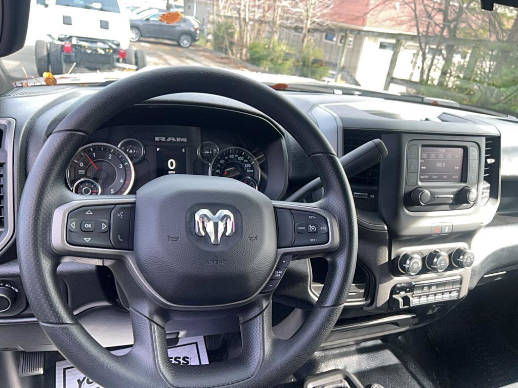 New 2024 RAM 3500 Tradesman w/ Chrome Appearance Group image 9