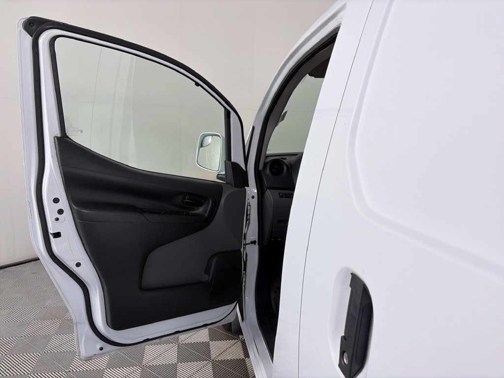 Used 2017 Nissan NV200 SV w/ Technology Package FWD image 10