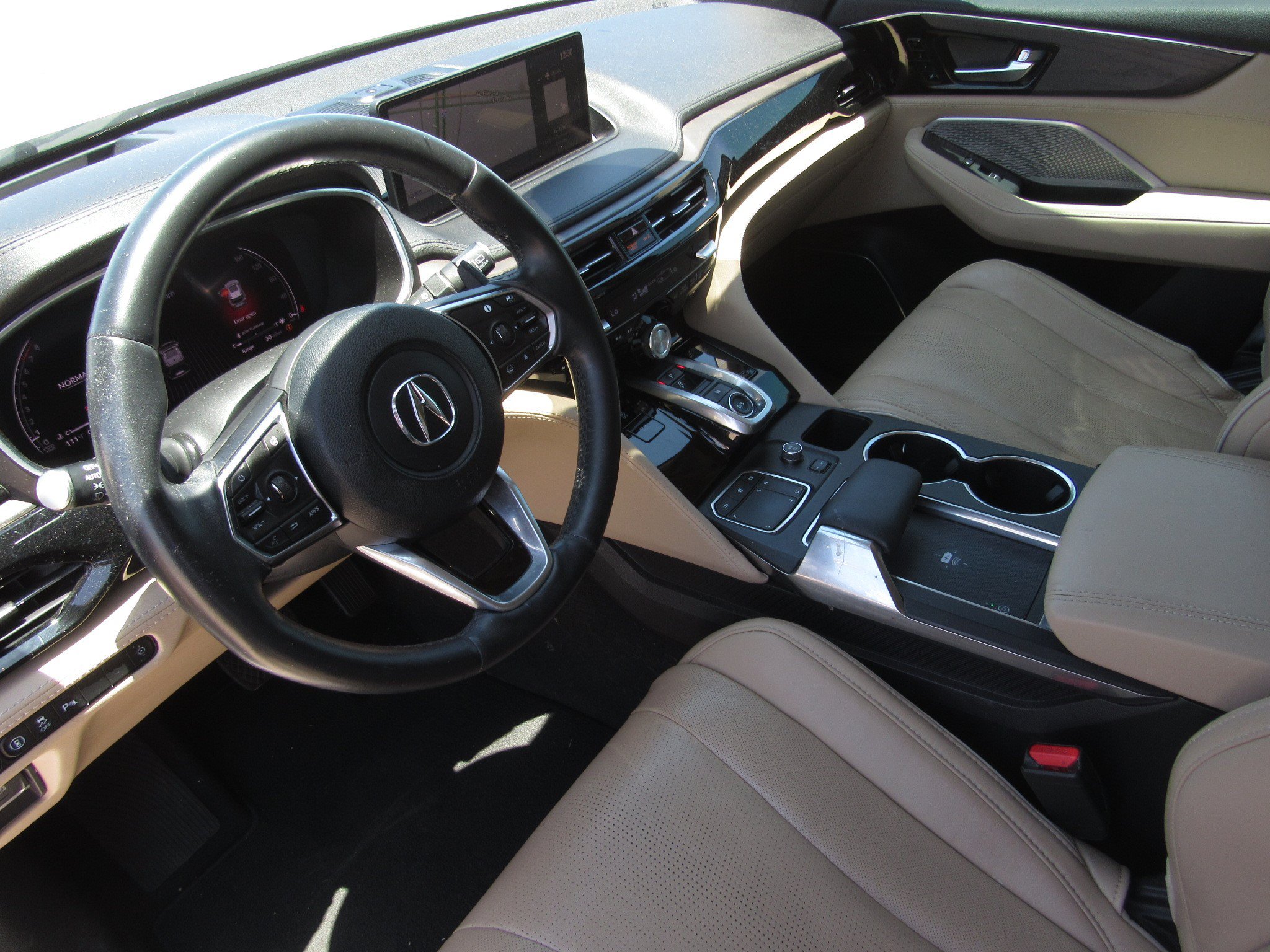 Used 2023 Acura MDX SH-AWD w/ Advance Package image 17