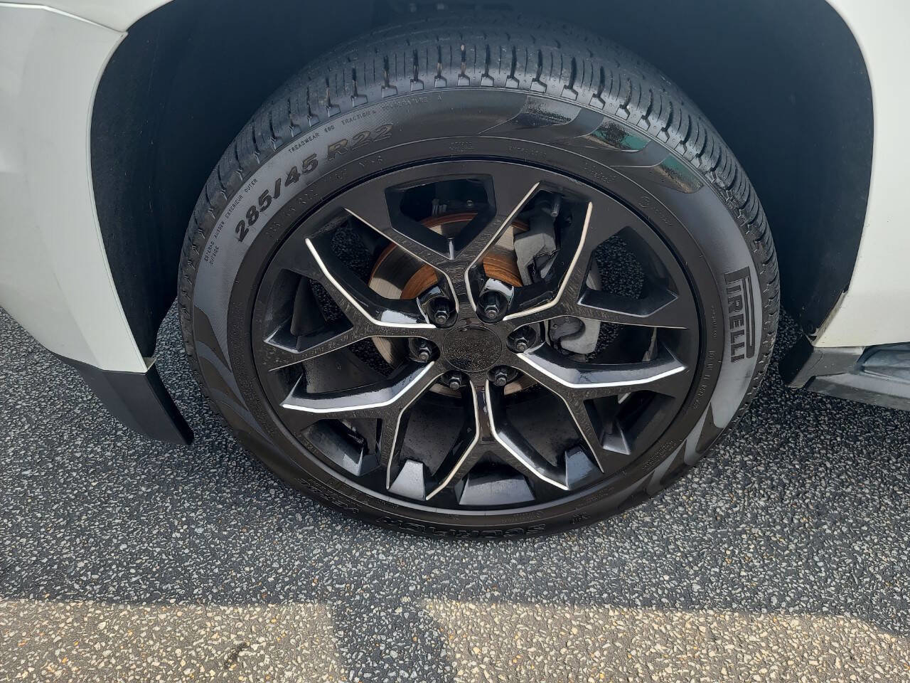 Used 2019 Chevrolet Suburban LT AWD/4WD image 11