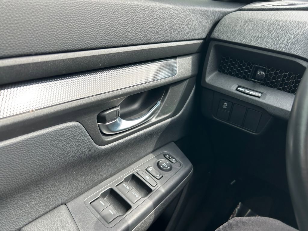 Certified 2025 Honda CR-V Sport image 30
