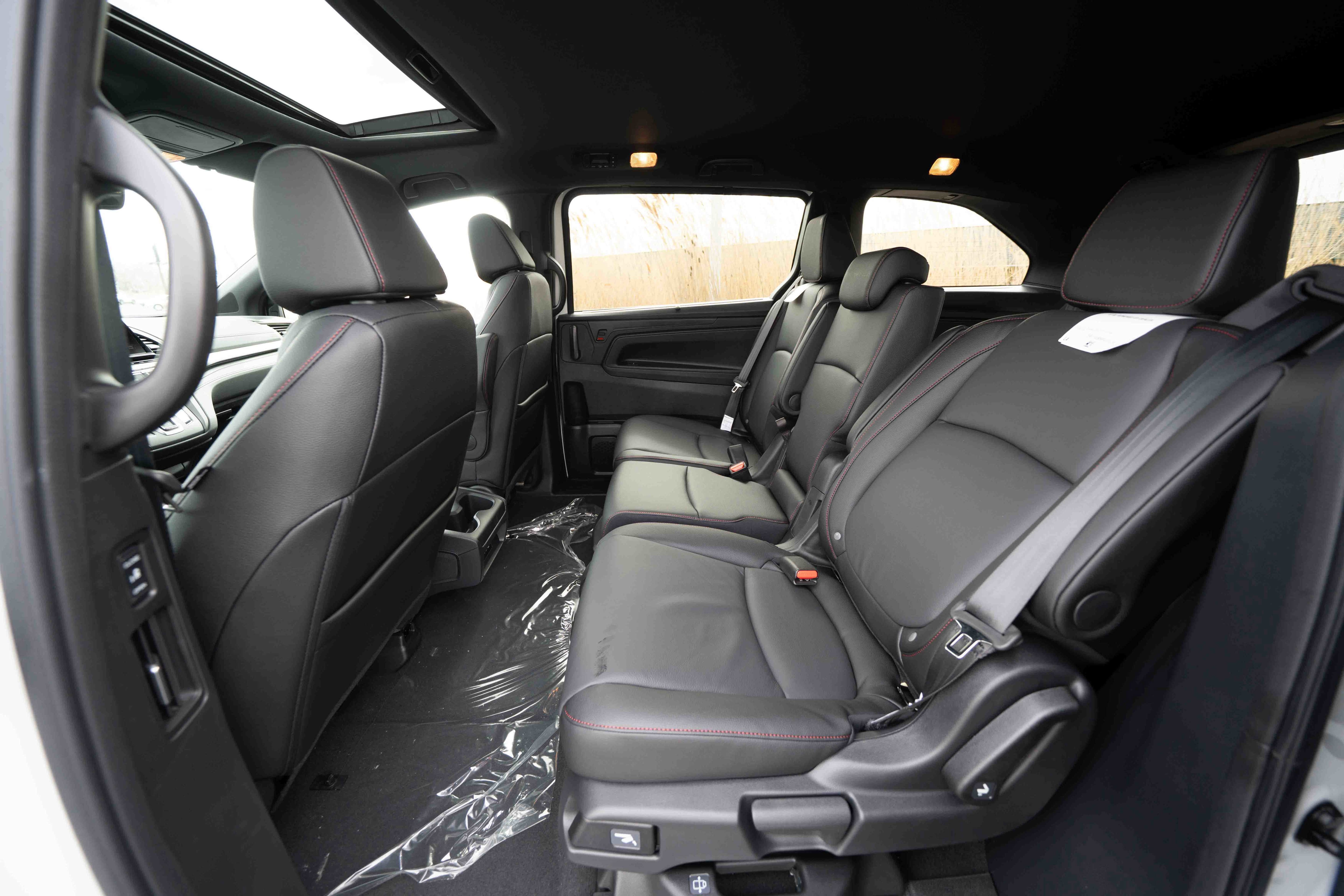New 2026 Honda Odyssey Sport-L image 23