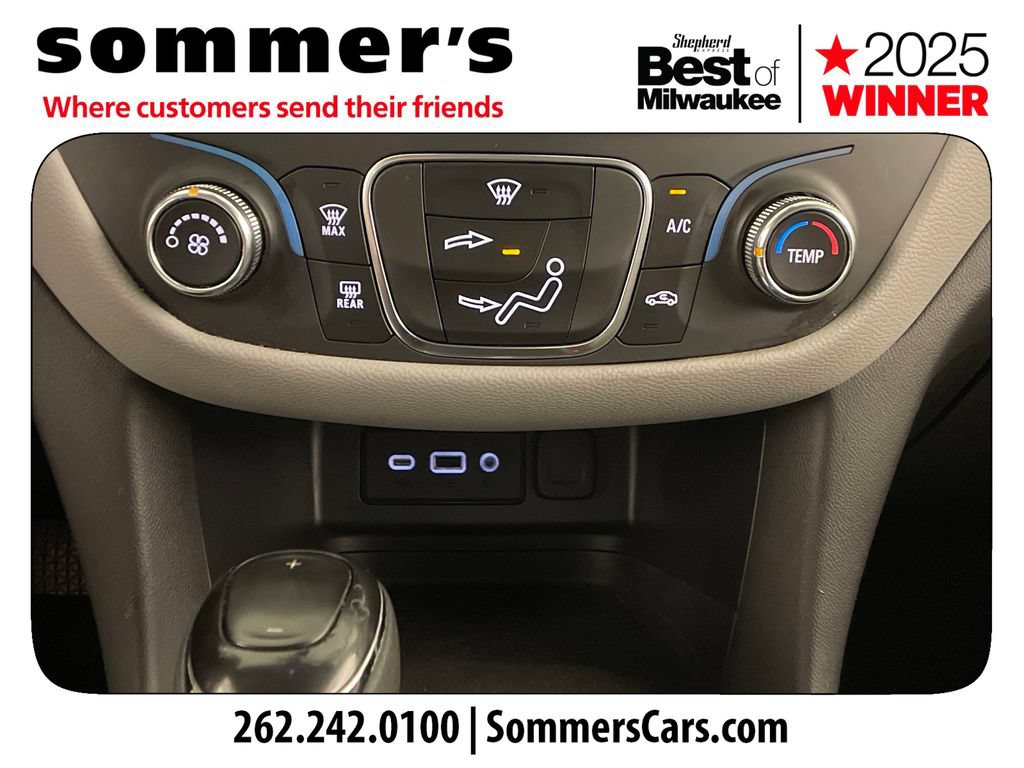 Used 2020 Chevrolet Equinox LS AWD/4WD image 16